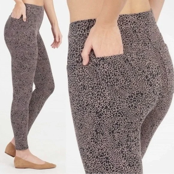 Spanx Ankle -Jean-ish Leggings Desert Dot Tummy Shaping - Picture 3 of 16